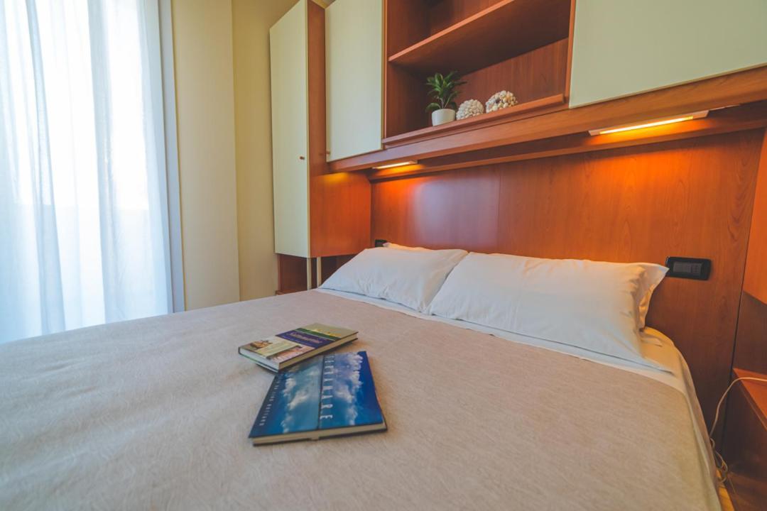Hotel Sole Соттомарина Экстерьер фото