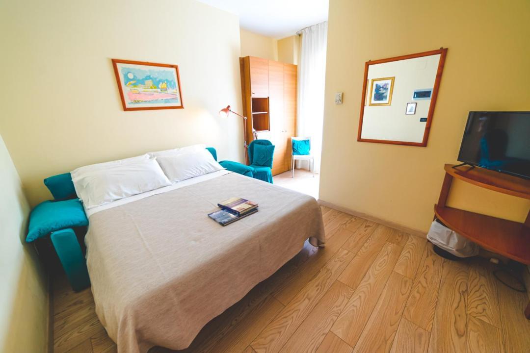 Hotel Sole Соттомарина Экстерьер фото